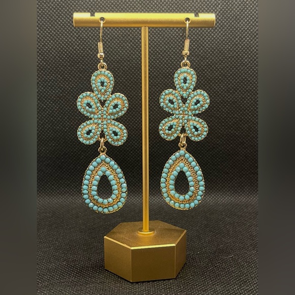 Stella & Dot Capri Turquoise Earrings- NWOT Perfect for Spring and Summer! - Picture 5 of 9